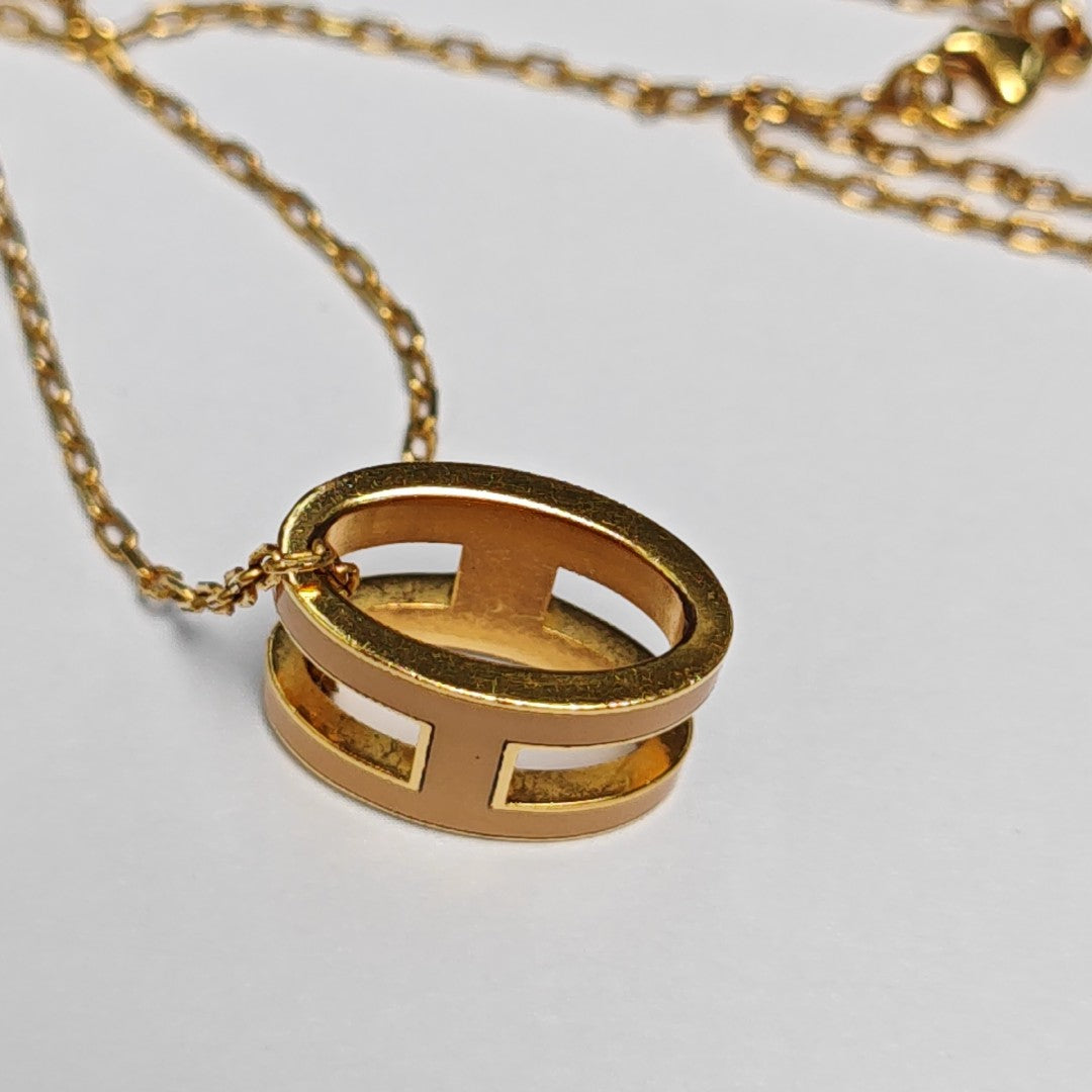 Pop H Metal Gold Necklace