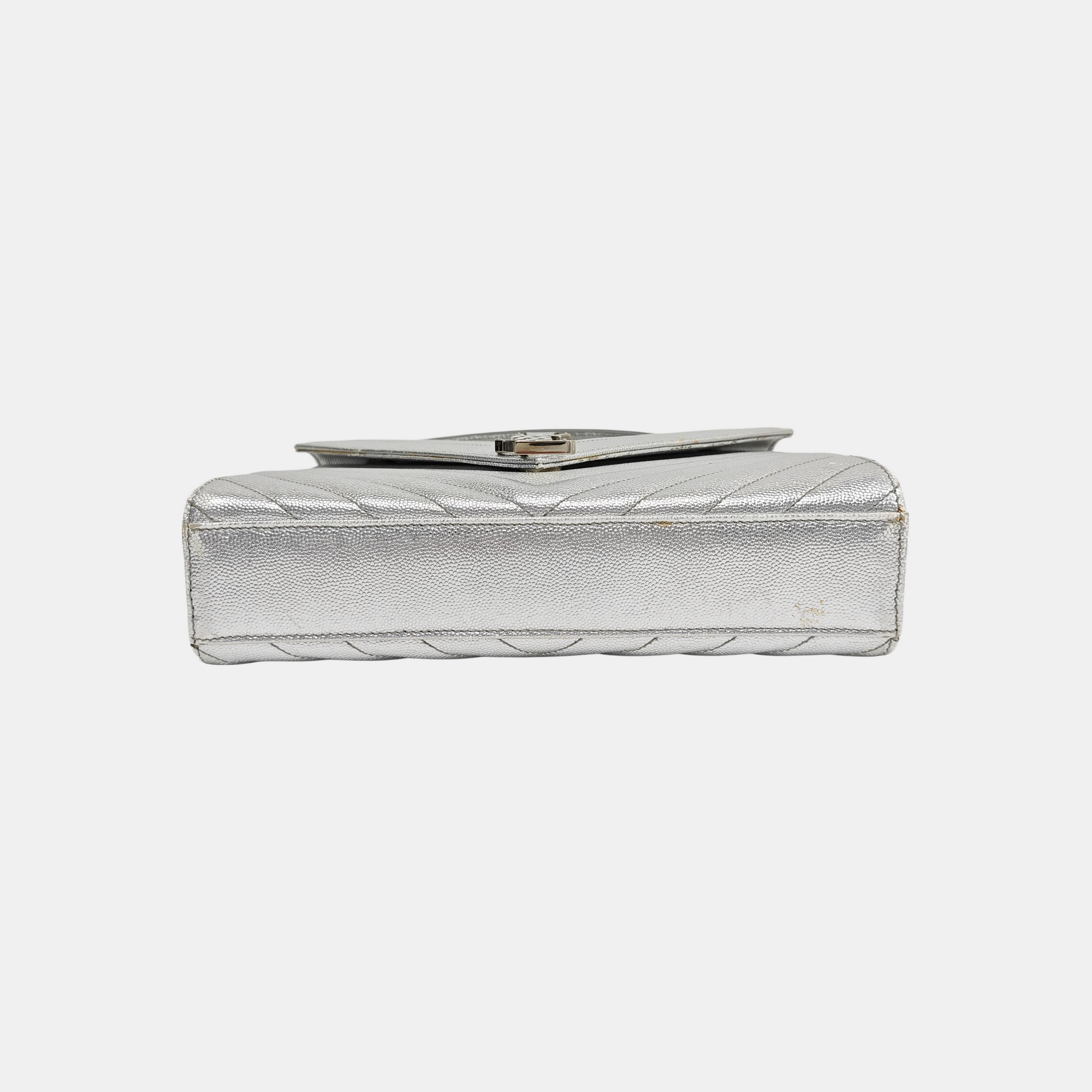 ENVELOPE Medium Chevron, Quilted Calfskin Silver