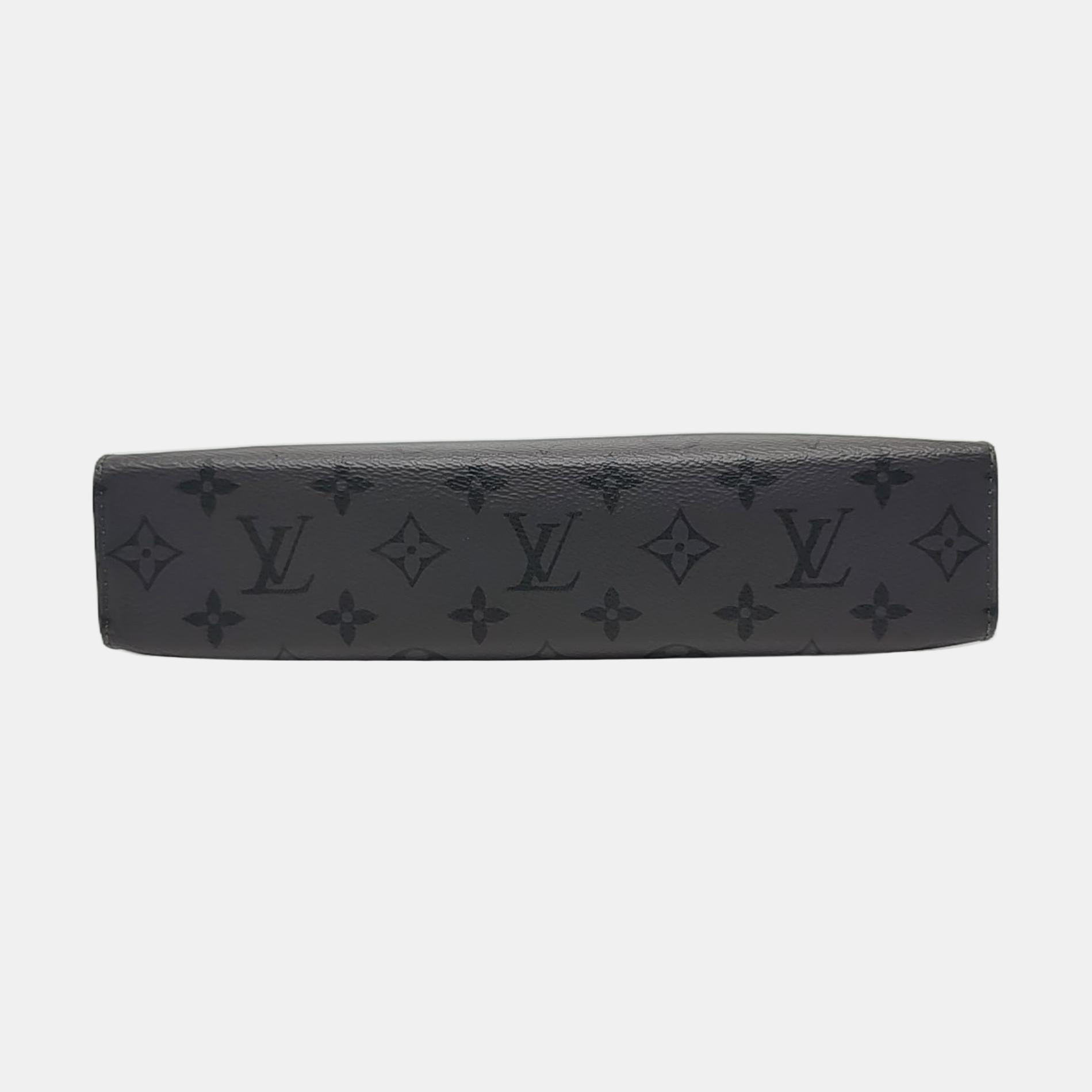 Pochette Voyag MM Monogram Coated Canvas Gray