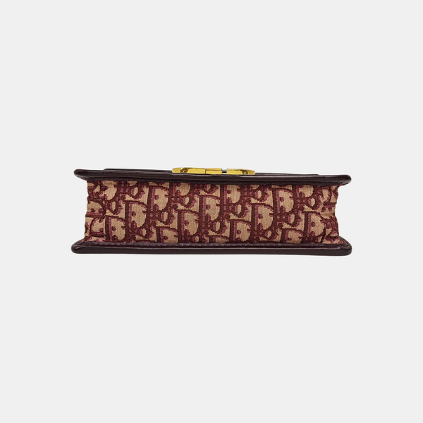 30 Montaigne Oblique Canvas Red