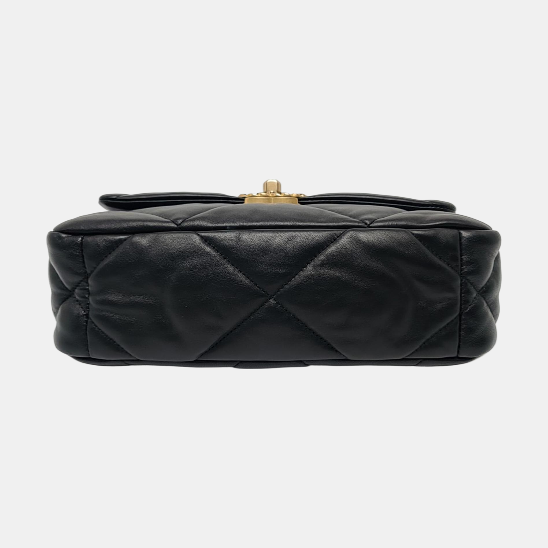 CHANEL 19 Small Quilted Lambskin Black
