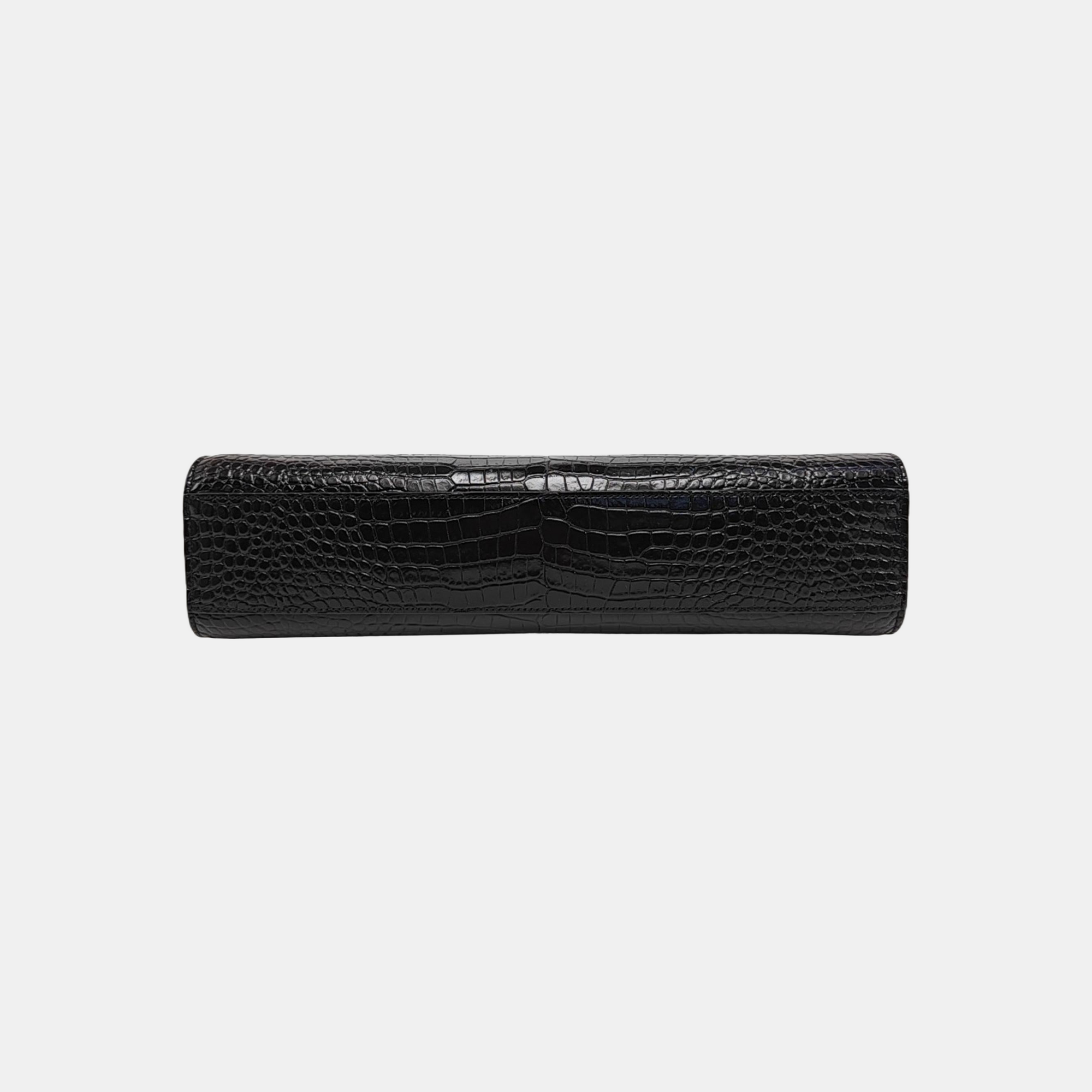 MANHATTAN Medium Calfskin Black