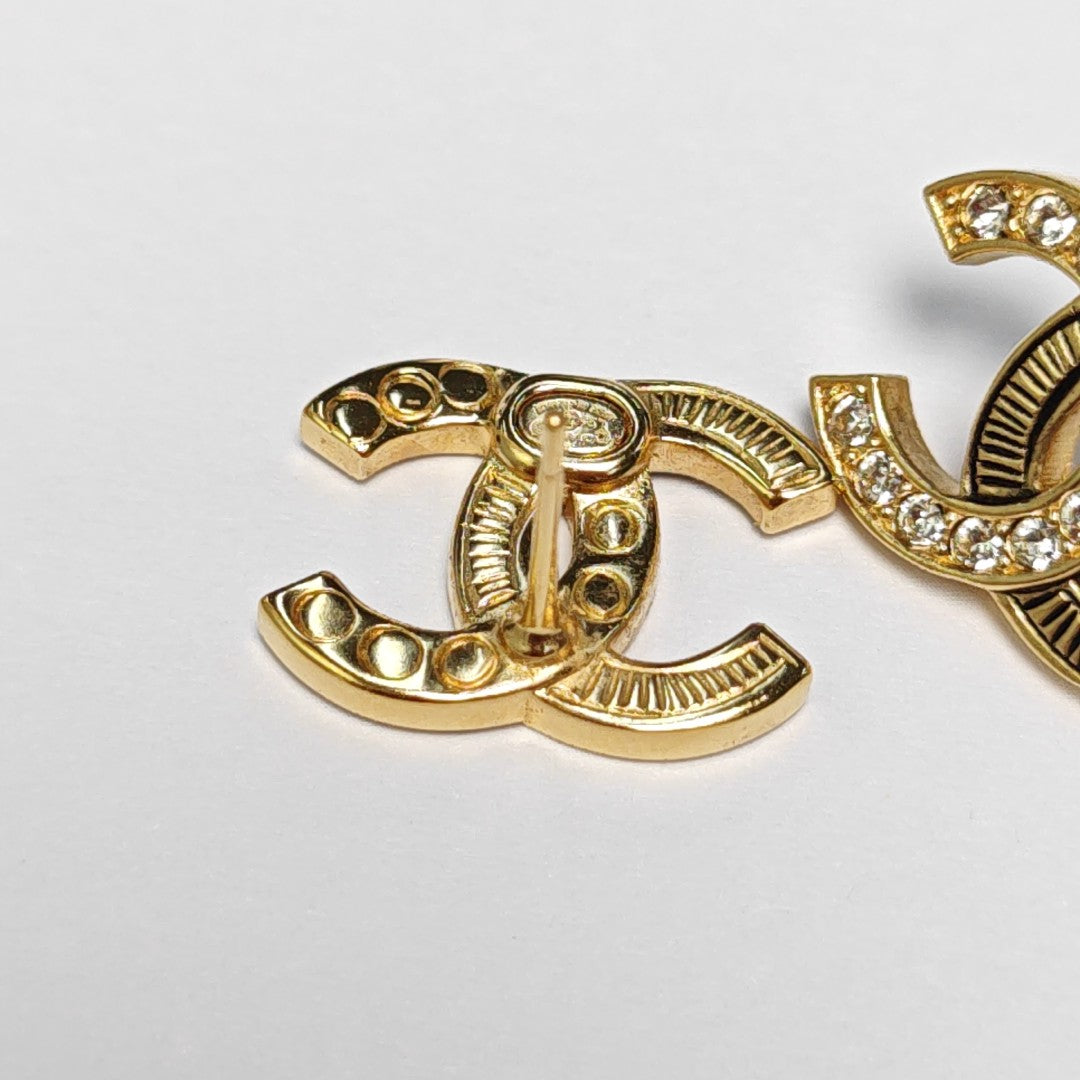 Metal Gold Stud Earrings