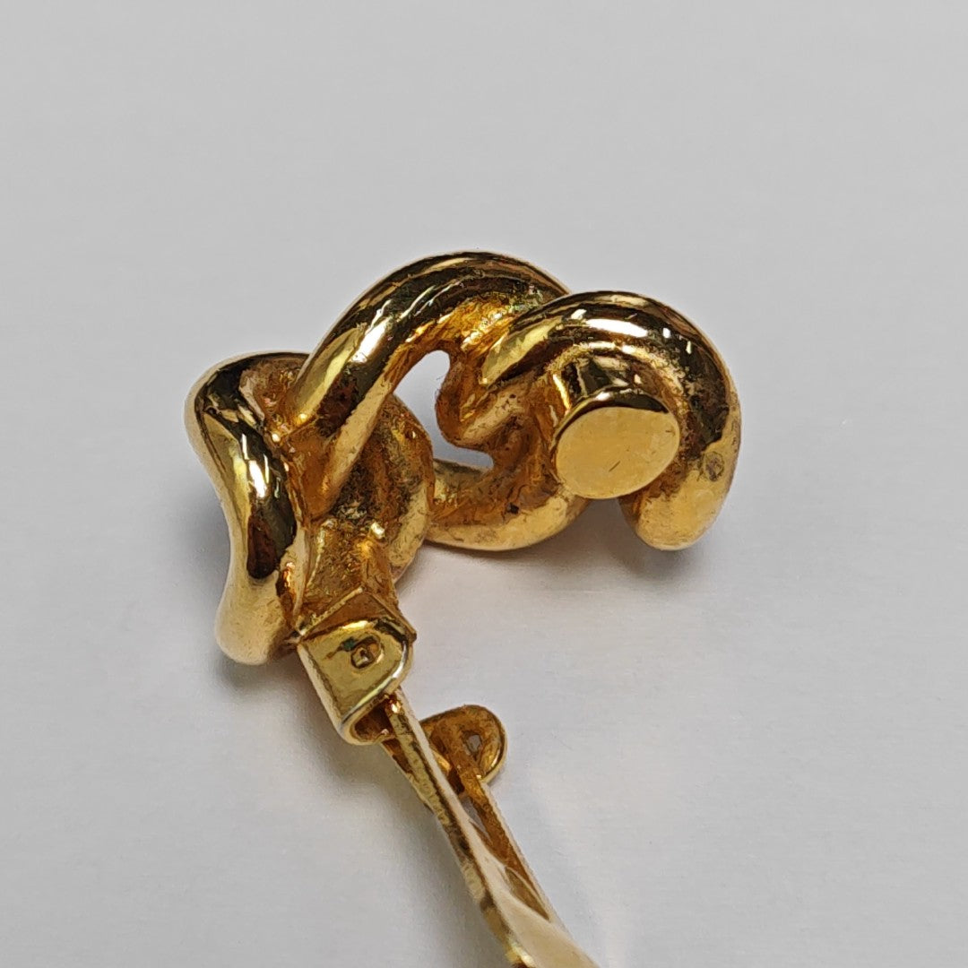 Twist Round Metal Gold Clip On Earrings