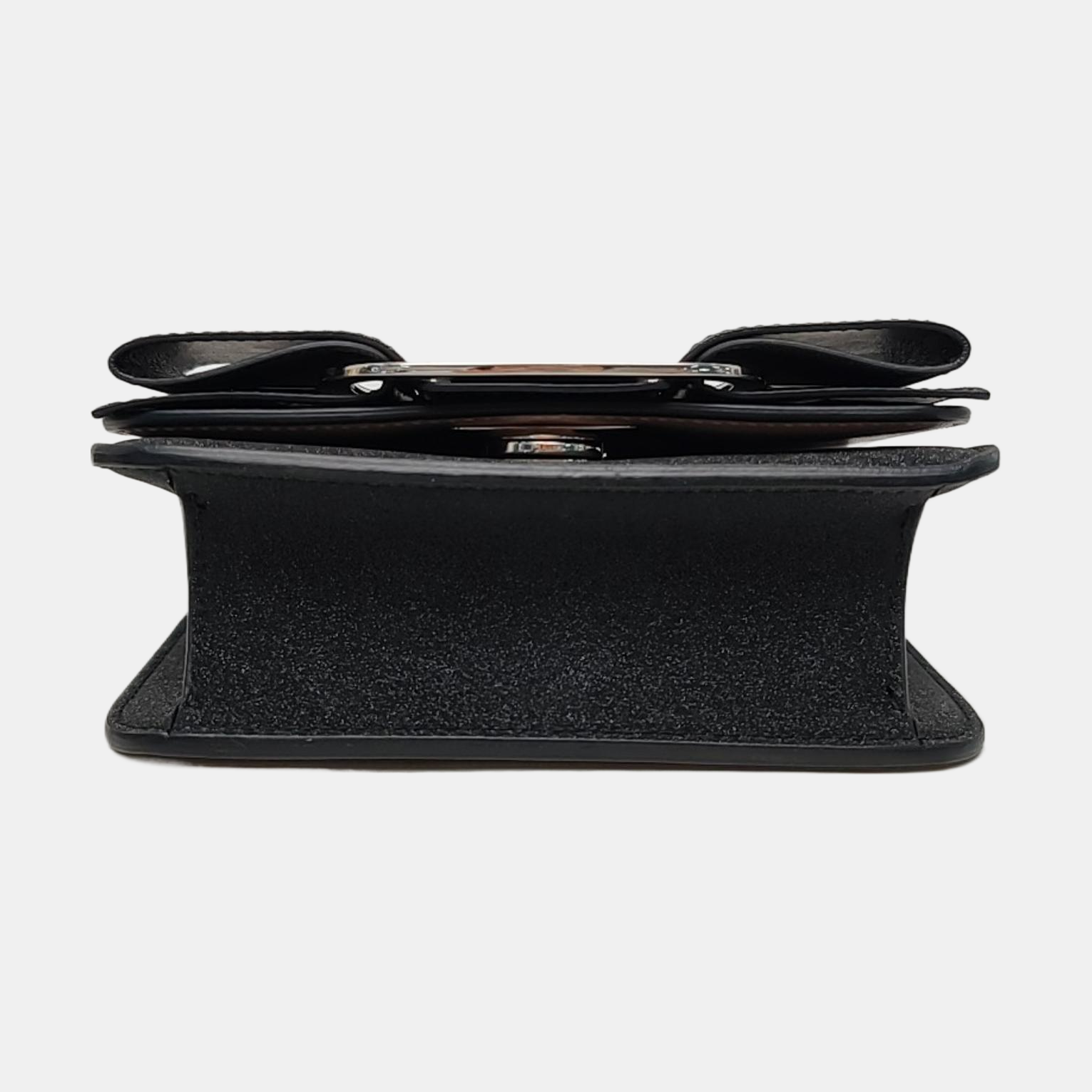 Vara Special Material Black