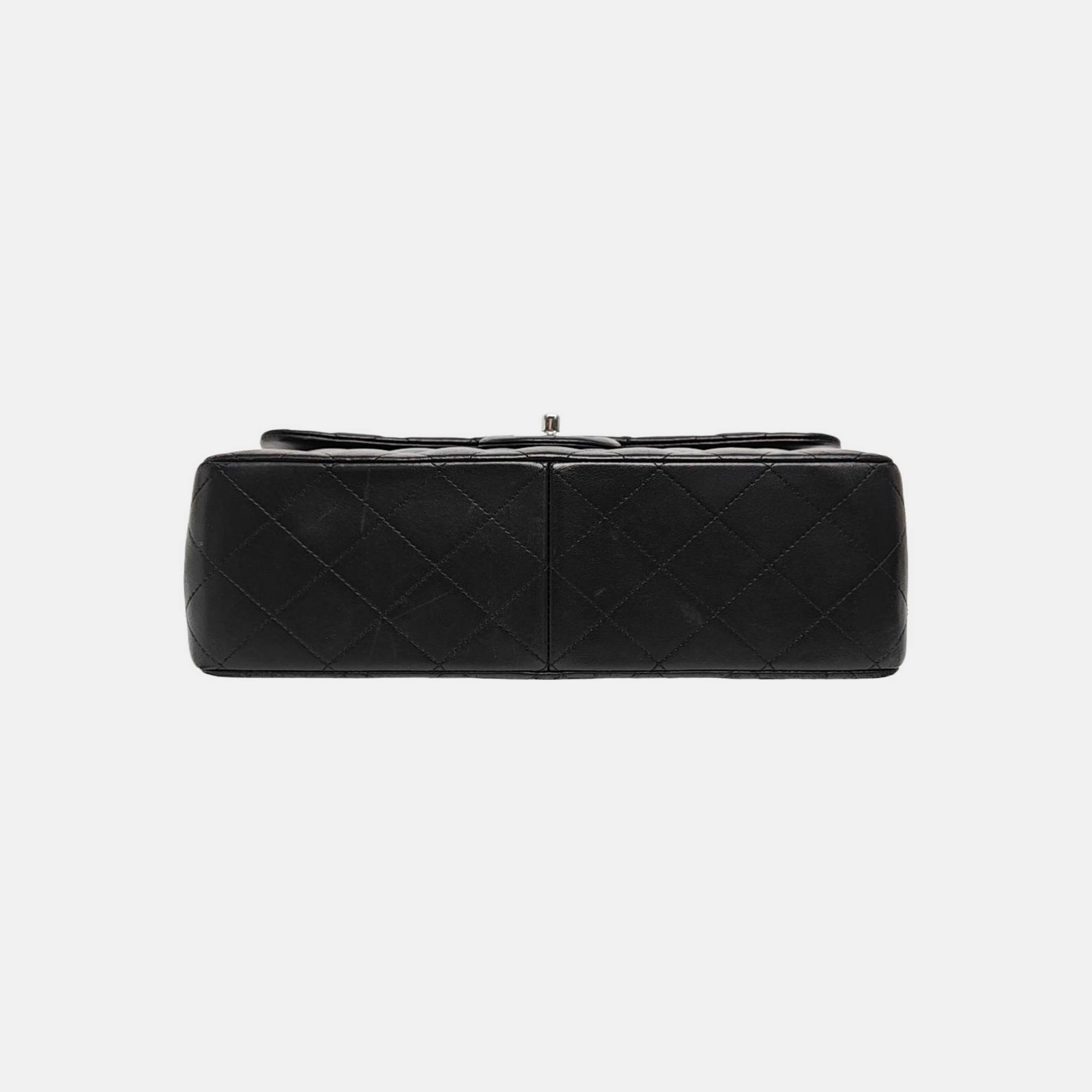 CLASSIC FLAP Jumbo Quilted Lambskin Black