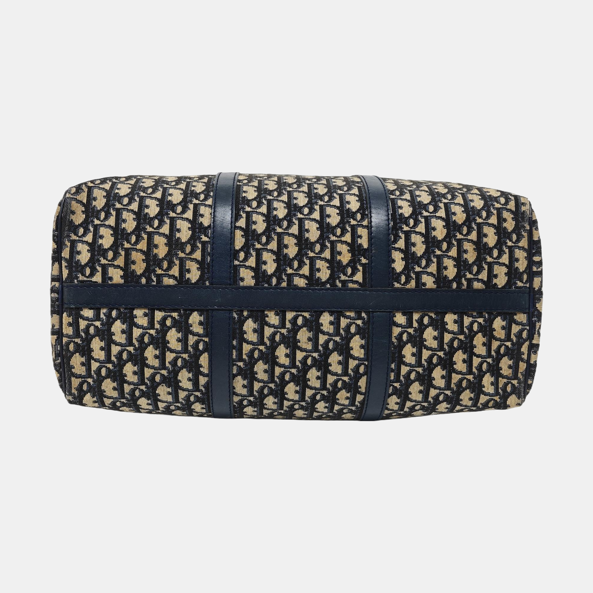 Travel Kit Oblique Canvas Beige