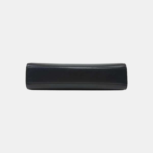 MANHATTAN Medium Calfskin Black