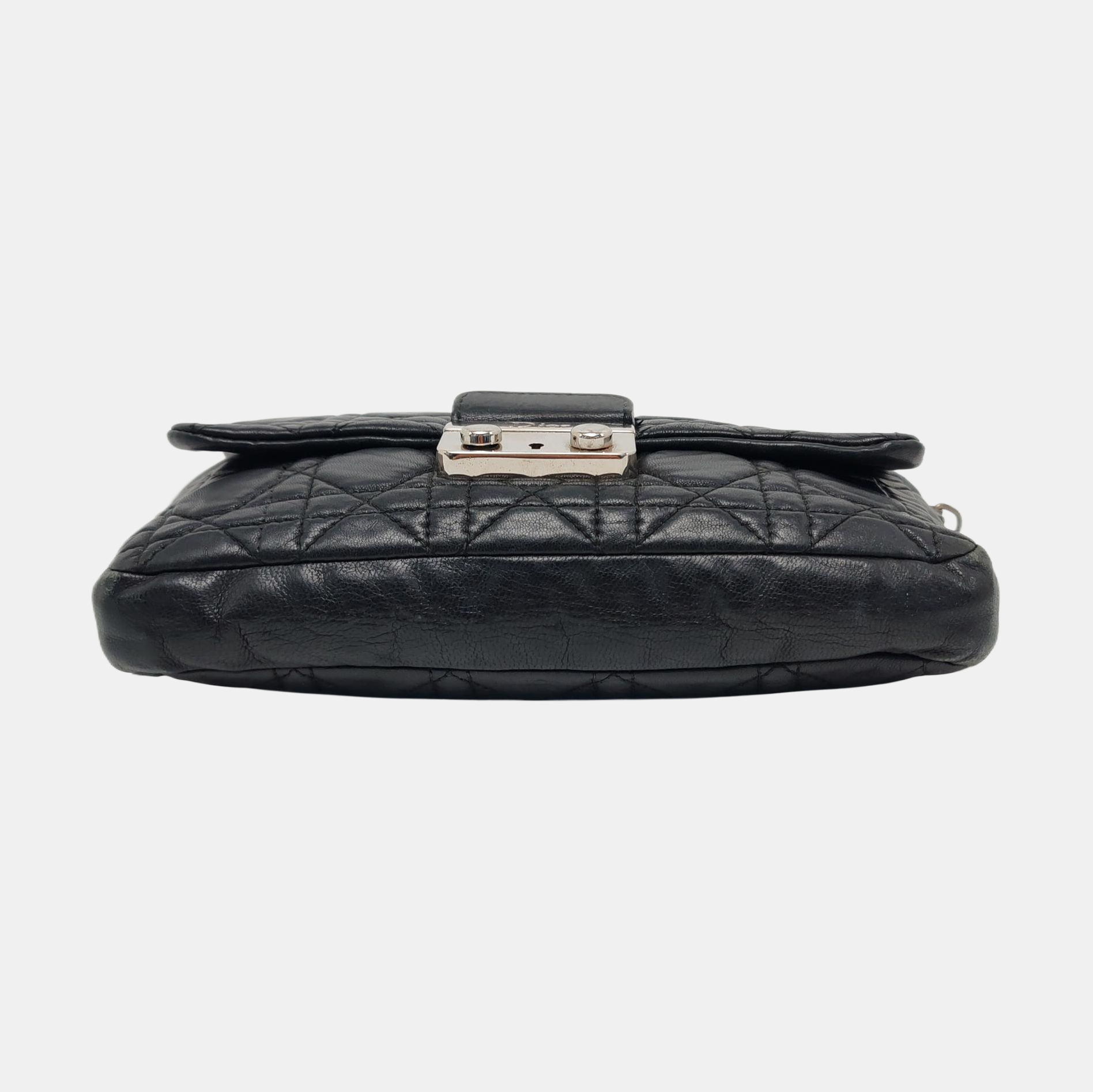 Authenticated pre-owned  Miss Dior Cannage Calfskin Black - Shoulder Bag at Looply