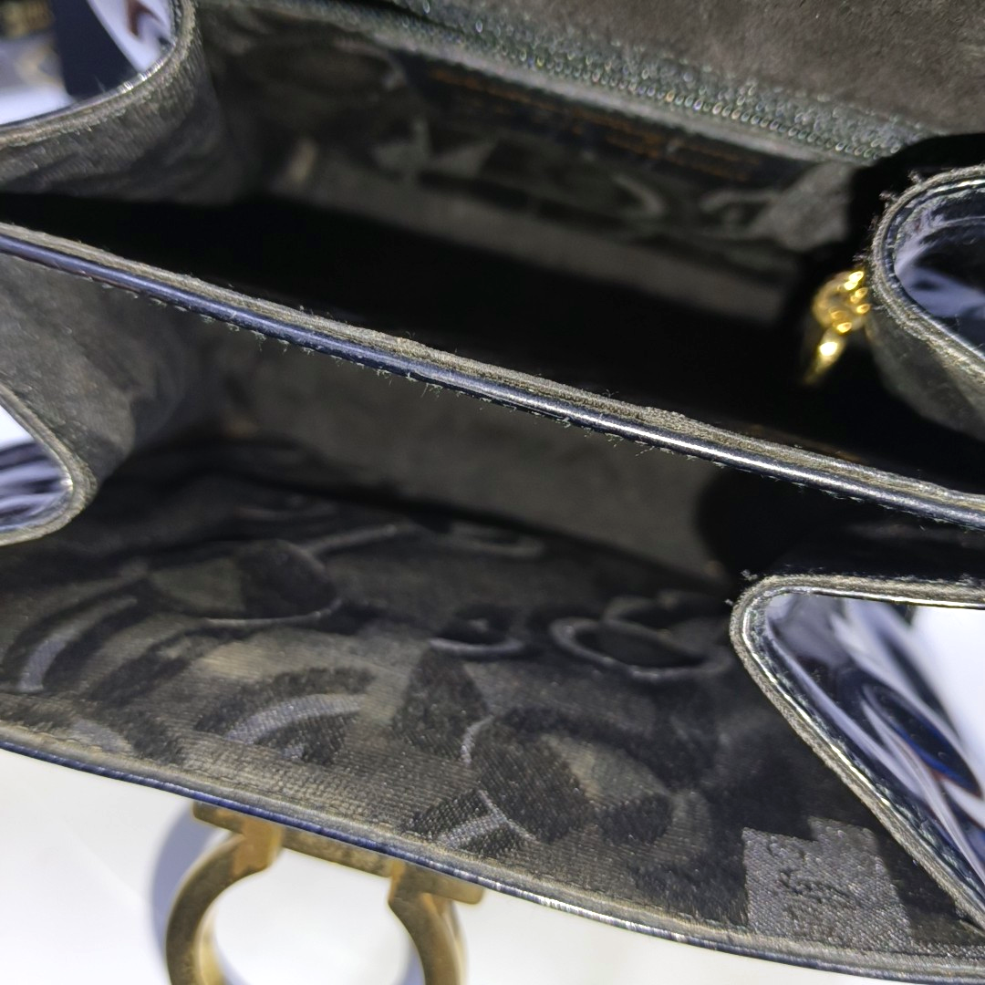 Kelly Patent Leather Black