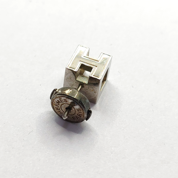 Cage D'h Metal Purple Stud Earrings