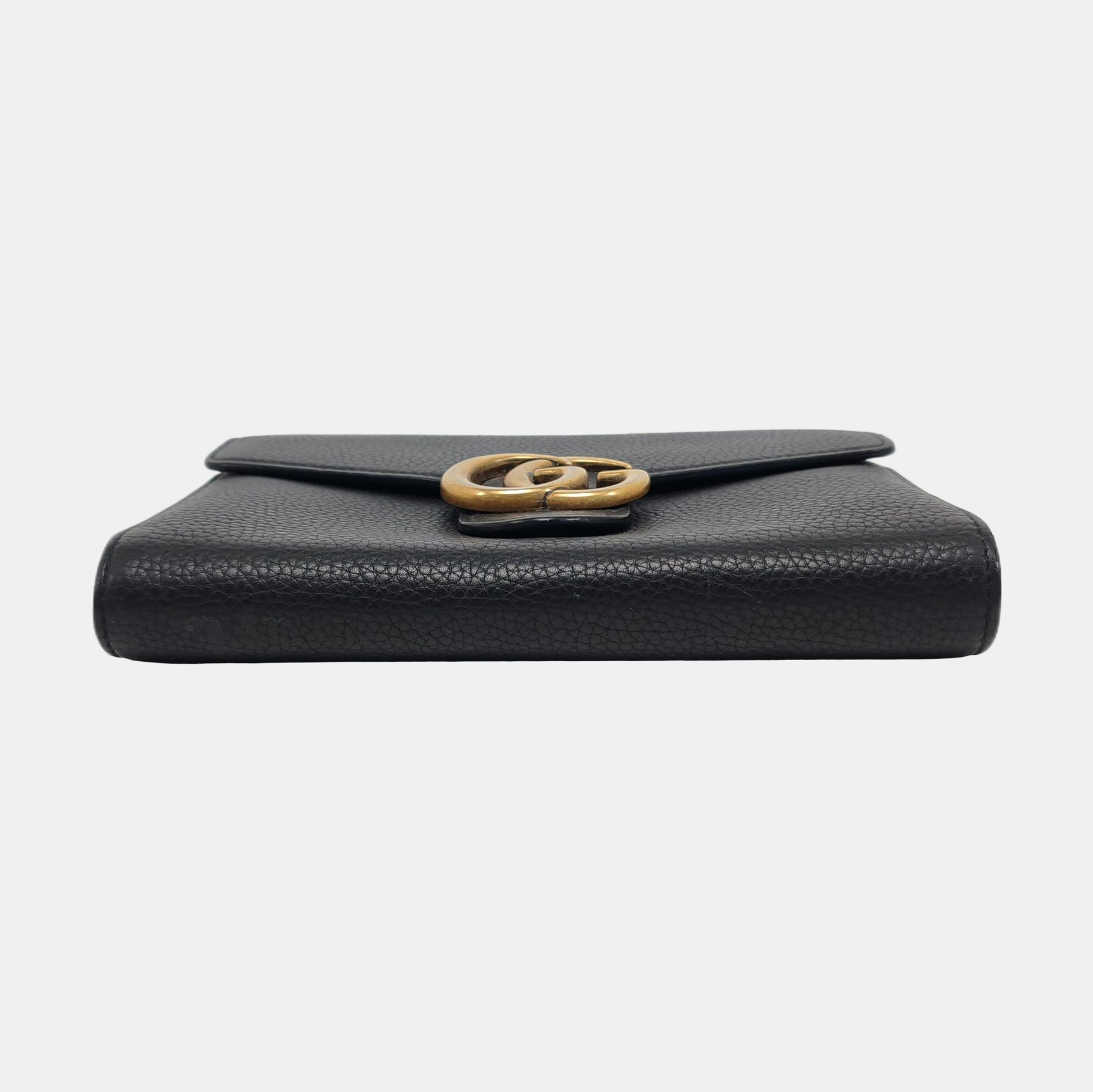 Authenticated pre-owned  GG Marmont Mini Calfskin Black - Shoulder Bag at Looply