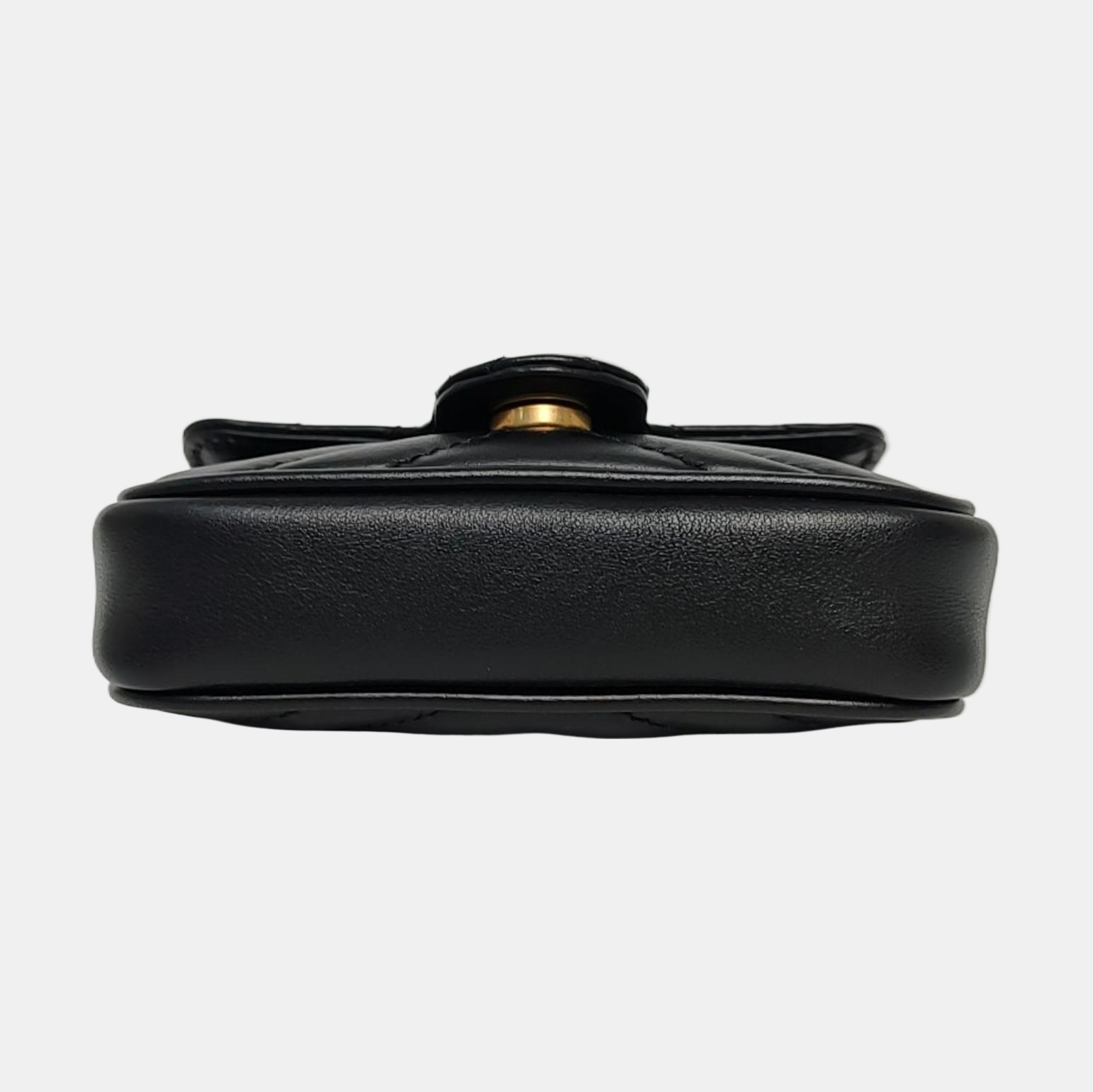 Authenticated pre-owned  GG Marmont Super Mini Quilted Calfskin Black - Clutch at Looply