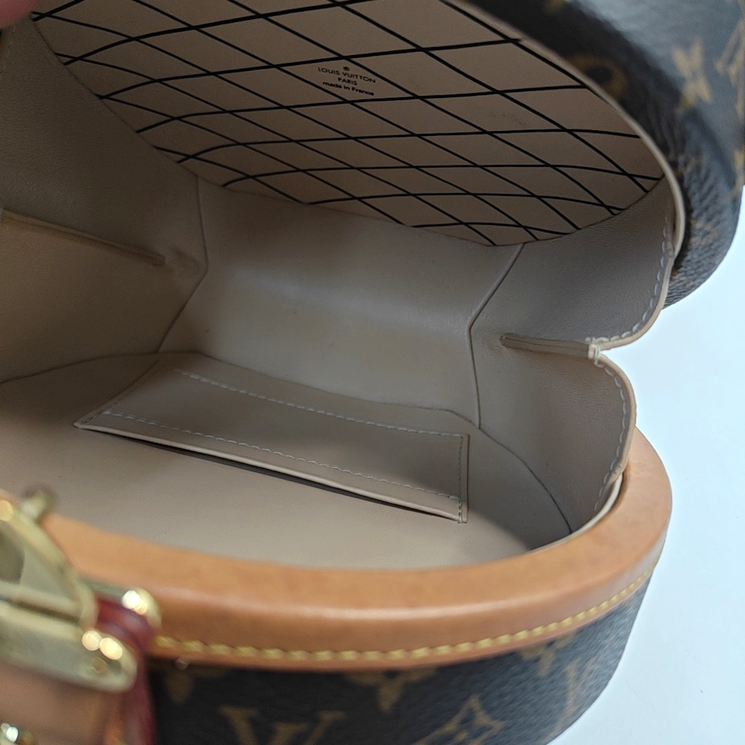 BOITE CHAPEAU PM Monogram Coated Canvas Brown
