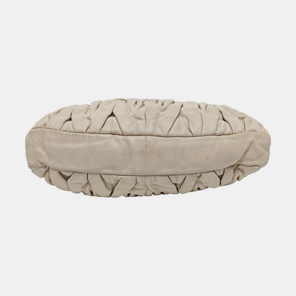 Miu Coffer Quilted Lambskin Beige
