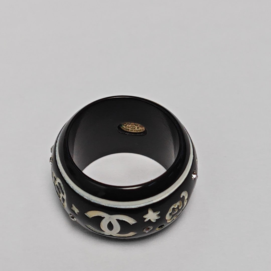 Synthetic Crystal Black Ring EU 53