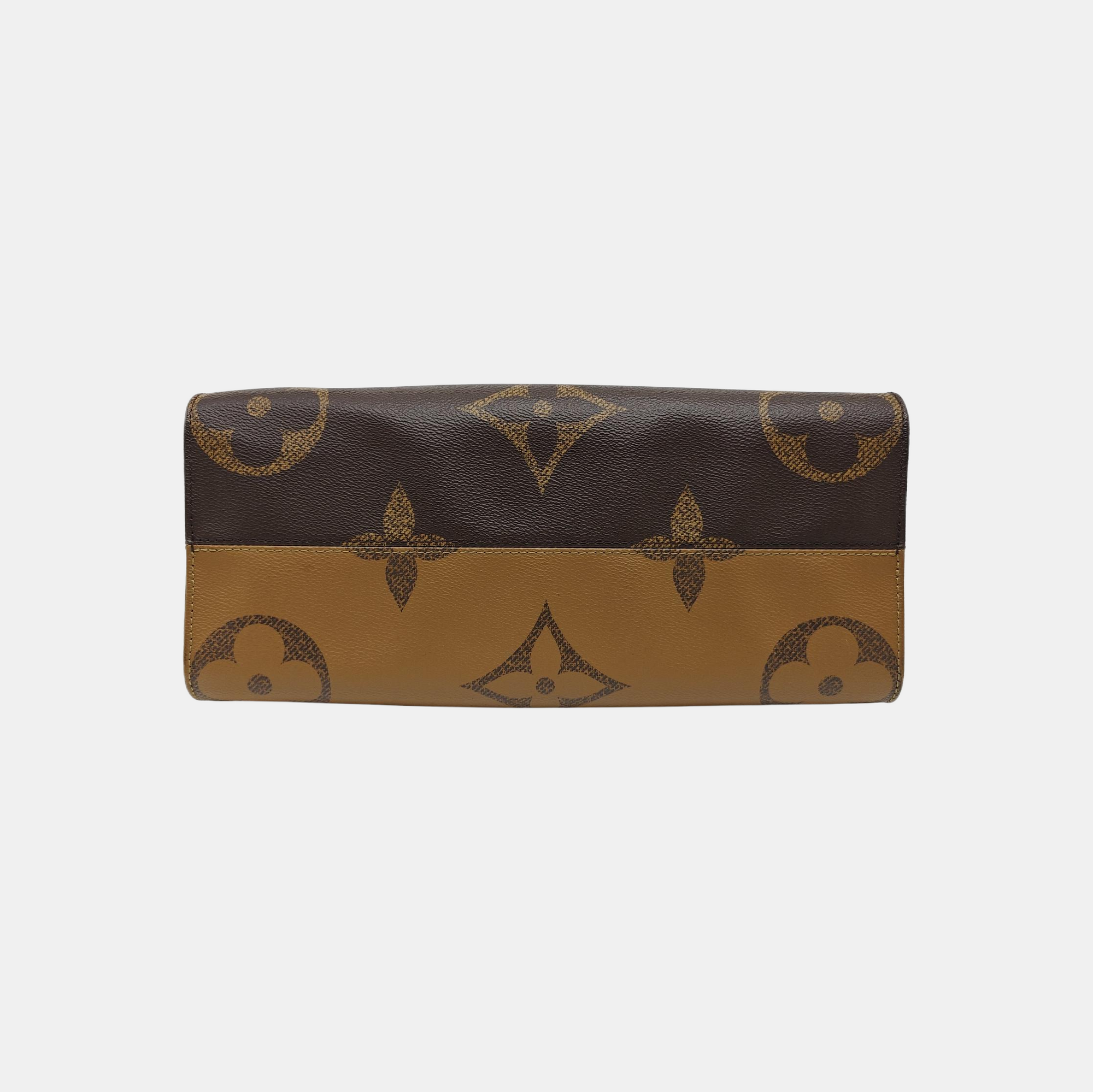 Authenticated pre-owned  ONTHEGO MM Monogram Coated Canvas Brown - Tote Bag at Looply