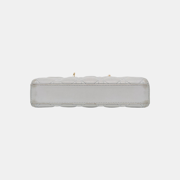 Lady D-Joy de piel de cordero Cannage en azul