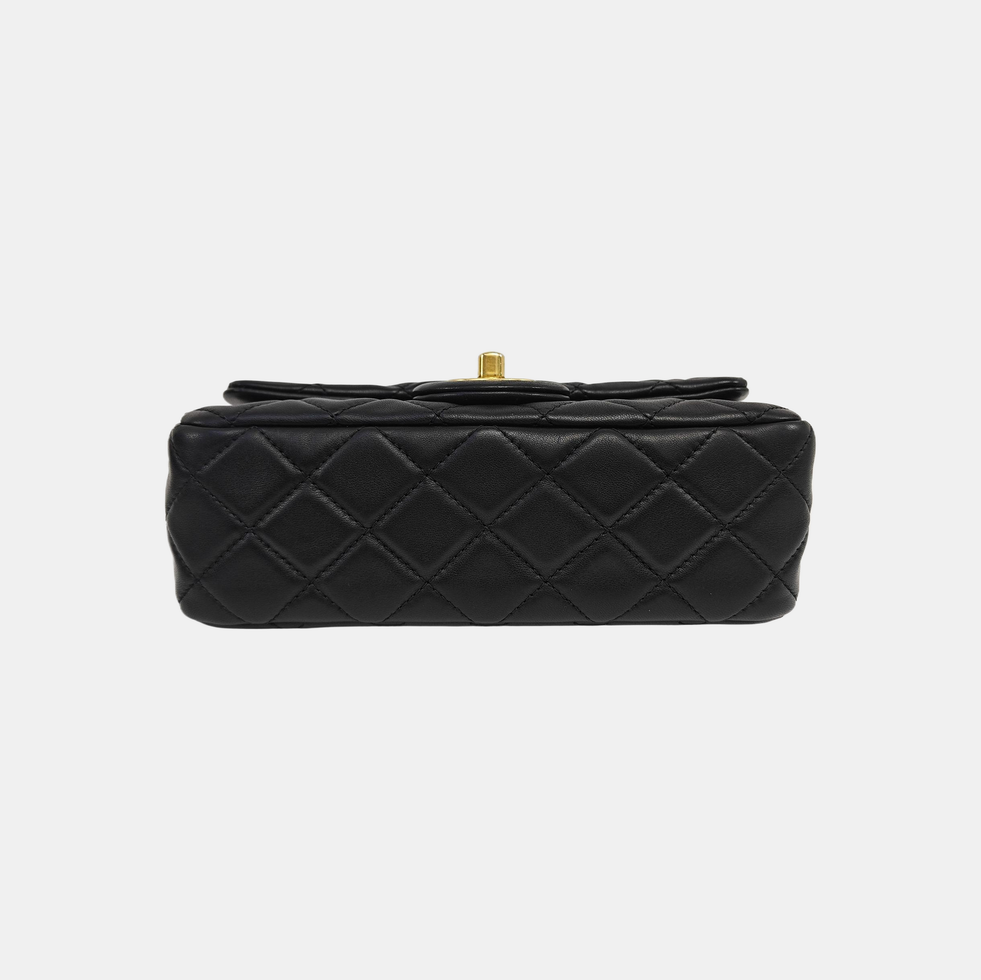 CLASSIC FLAP Mini Quilted Lambskin Black