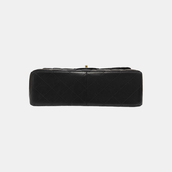 CLASSIC FLAP Jumbo Quilted Lambskin Black