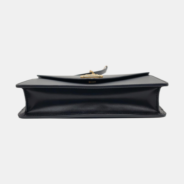 Authenticated pre-owned  TRIOMPHE Calfskin Black - Shoulder Bag at Looply