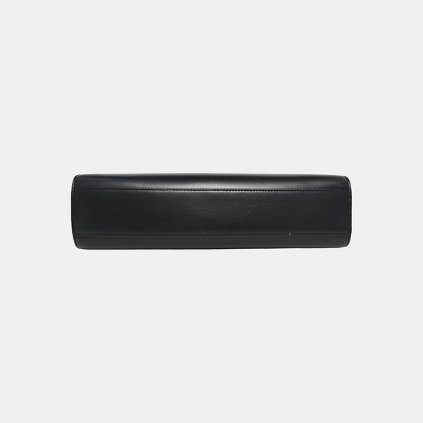 MANHATTAN Medium Calfskin Black
