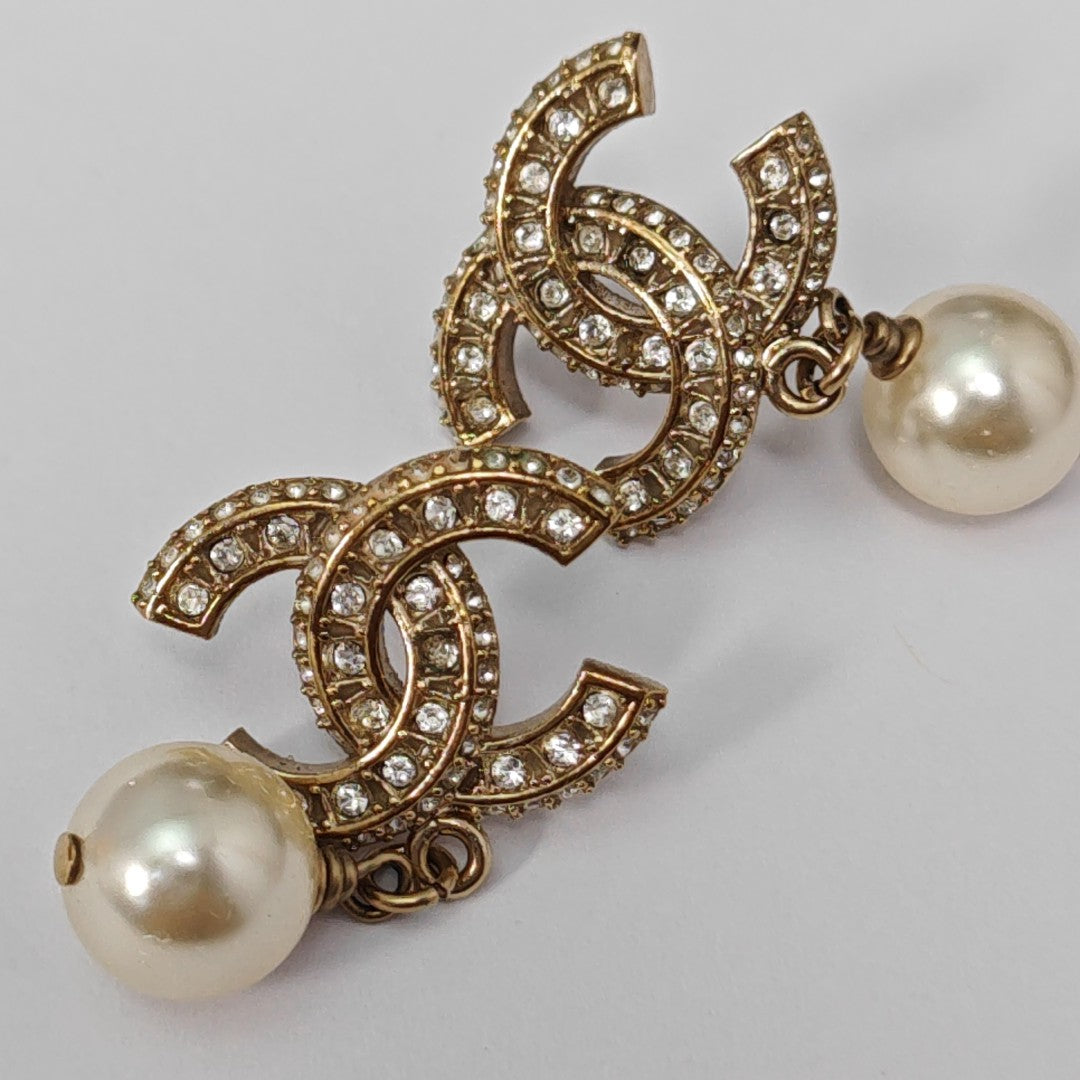CC Logo Metal Gold Stud Earrings