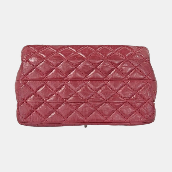 Authenticated pre-owned  2.55 Quilted Calfskin Red - Shoulder Bag at Looply