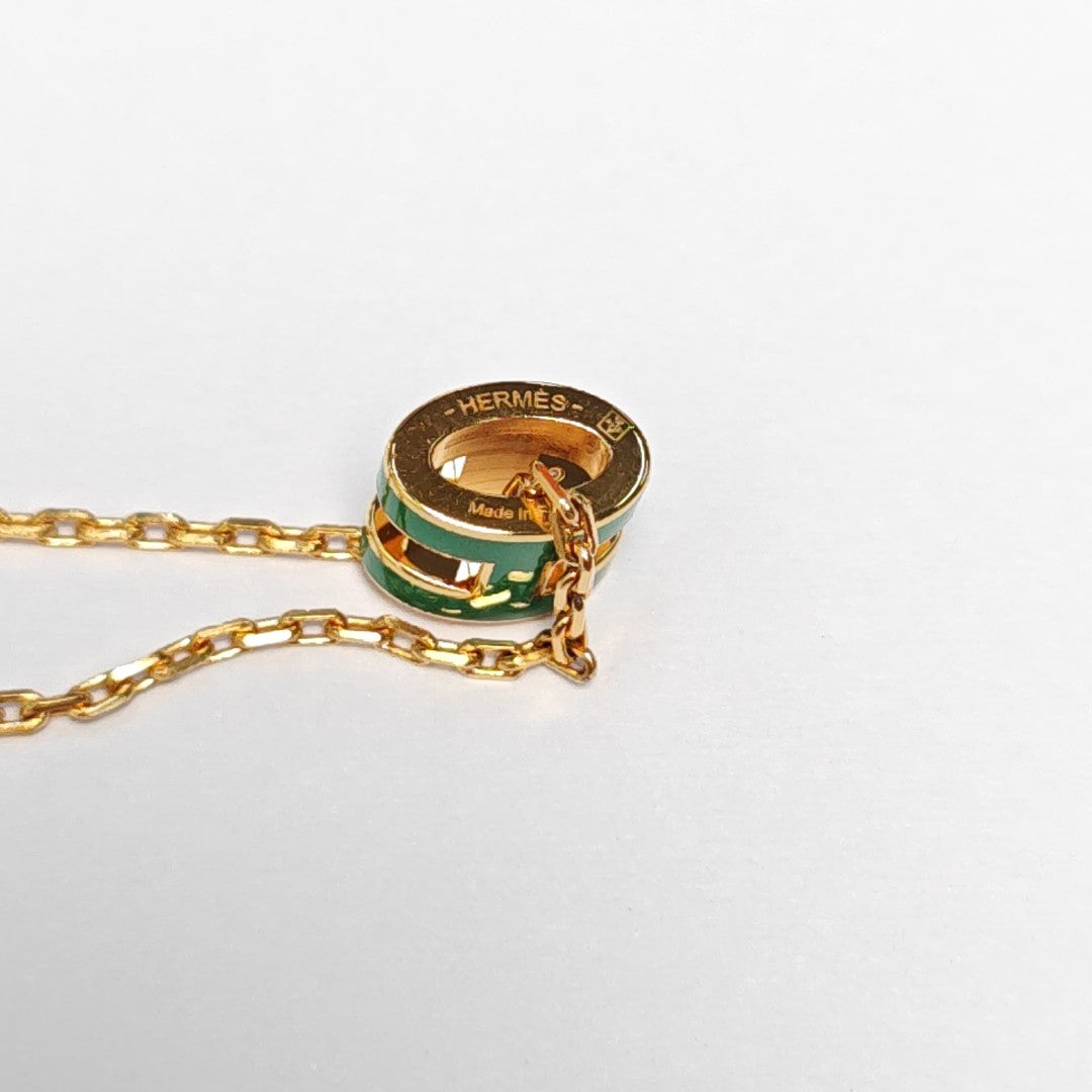 Pop H Metal Gold Necklace