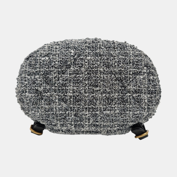 CHANEL 19 Small Wool Gray