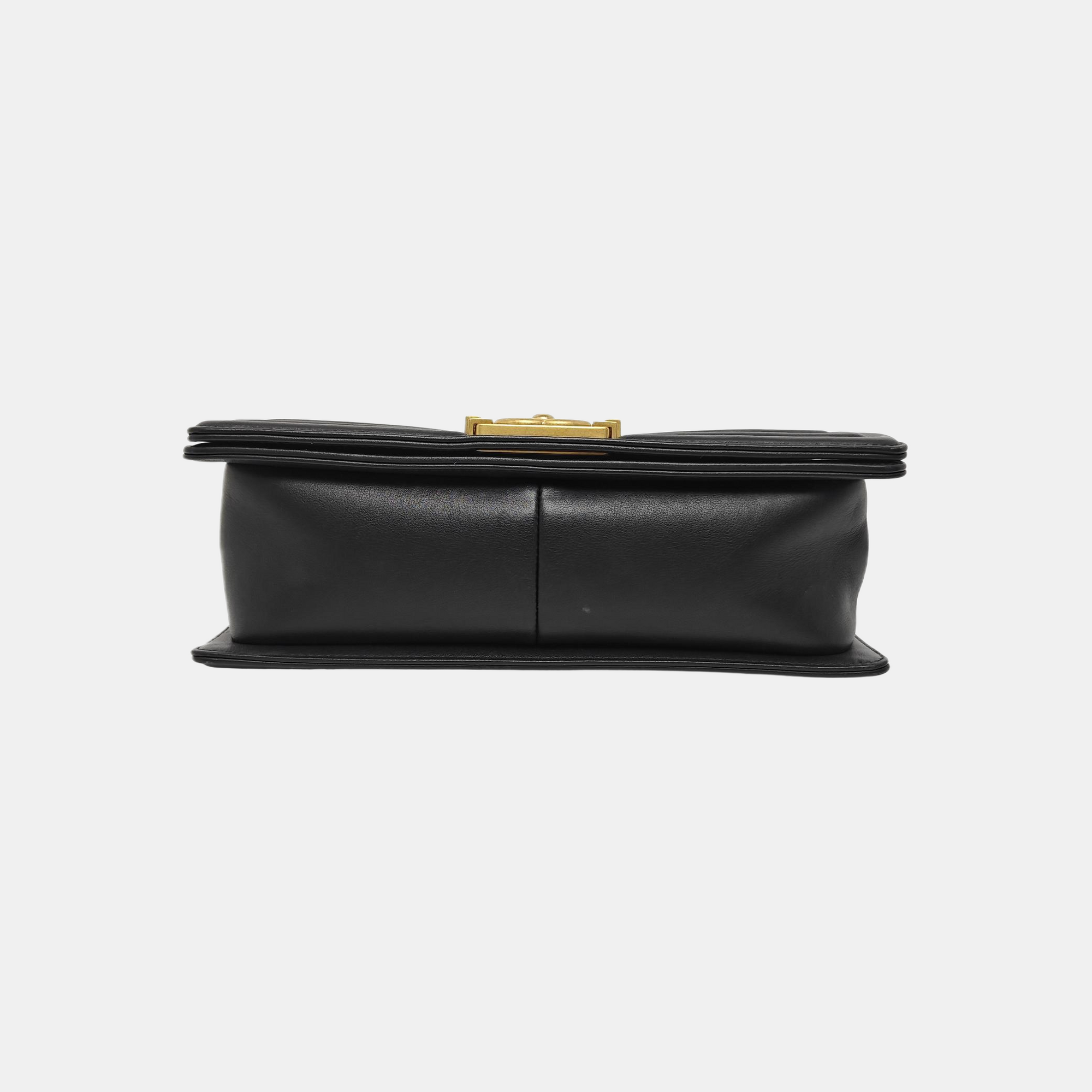 BOY CHANEL Medium Quilted Calfskin Black