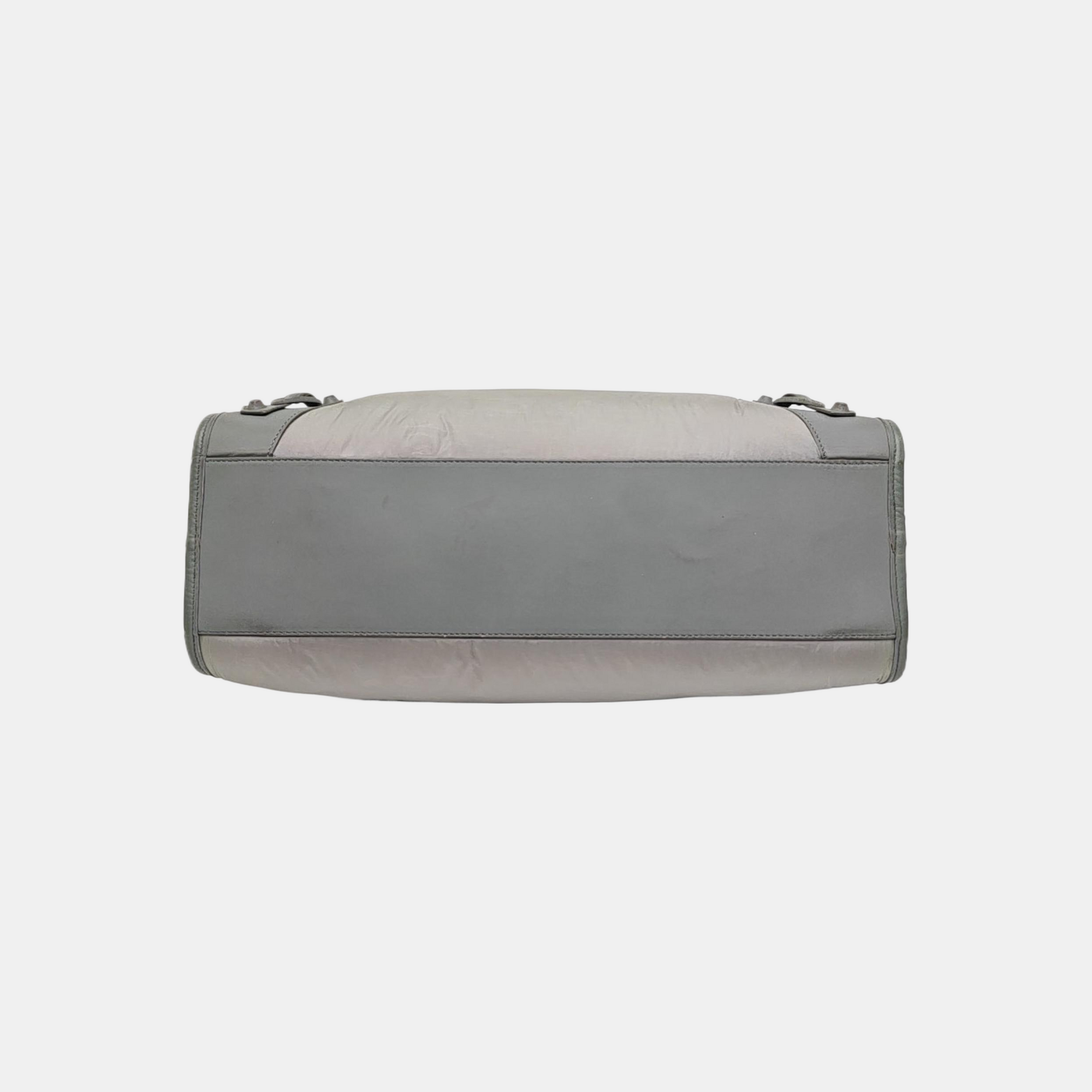 Classic Metallic Edge City Medium Nylon Gray