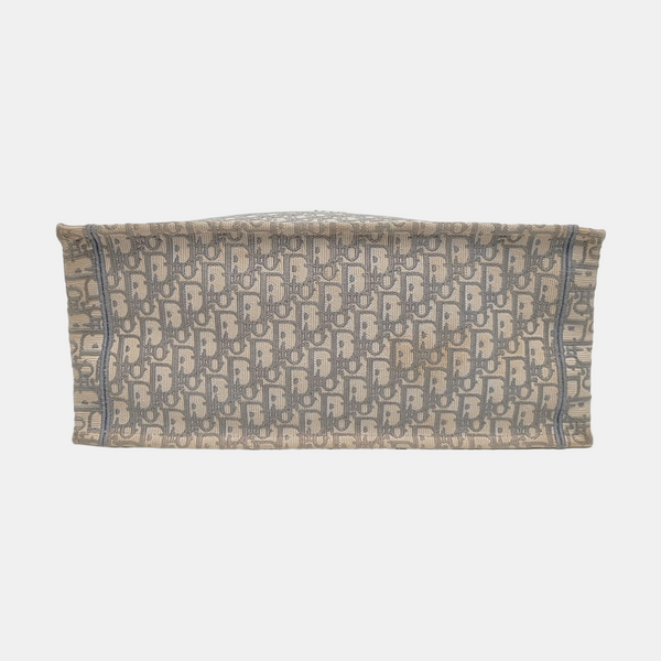 Authenticated pre-owned  Book Tote Large Monogram Canvas Grey - Tote Bag at Looply