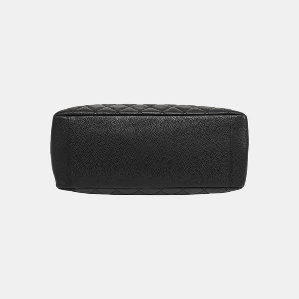 CHANEL GST Large Quilted Grained Calfskin Black