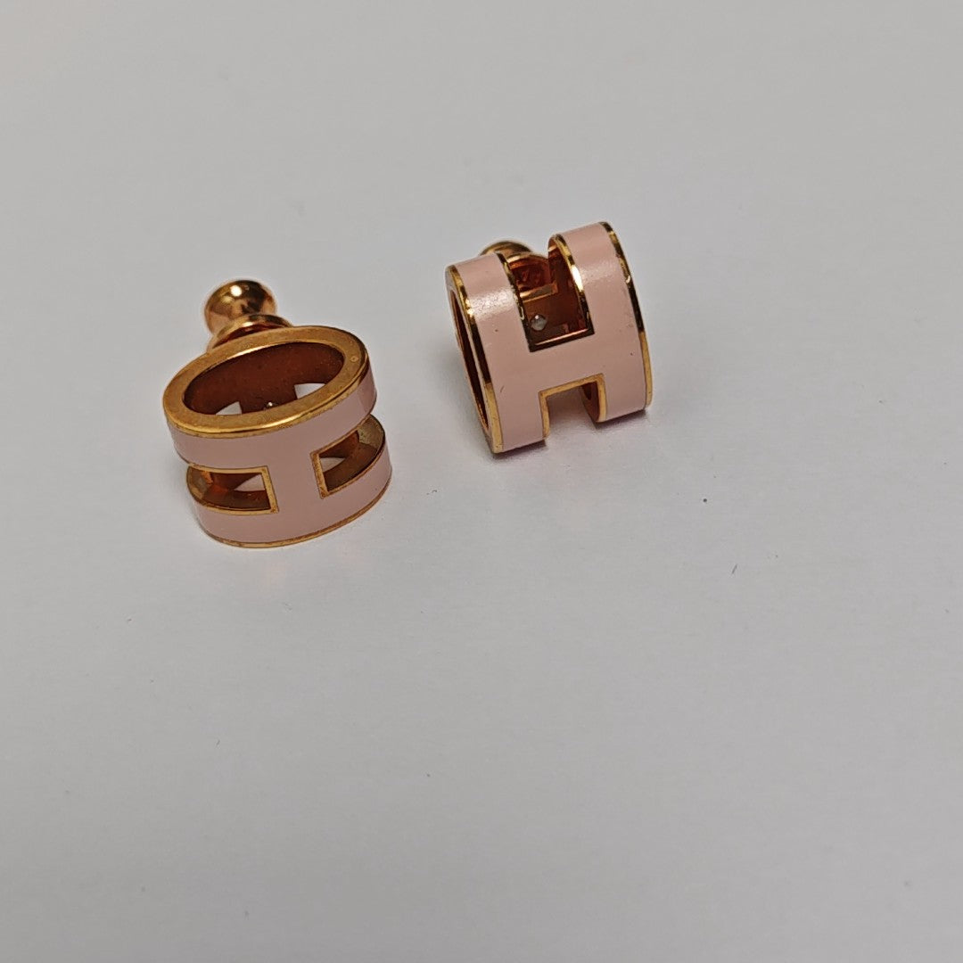 Pop H Metal Red Stud Earrings
