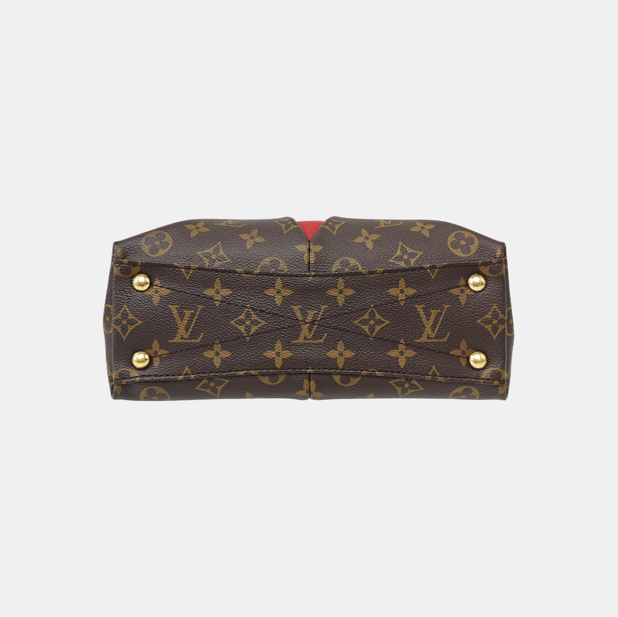 V TOTE BB Monogram Coated Canvas Red