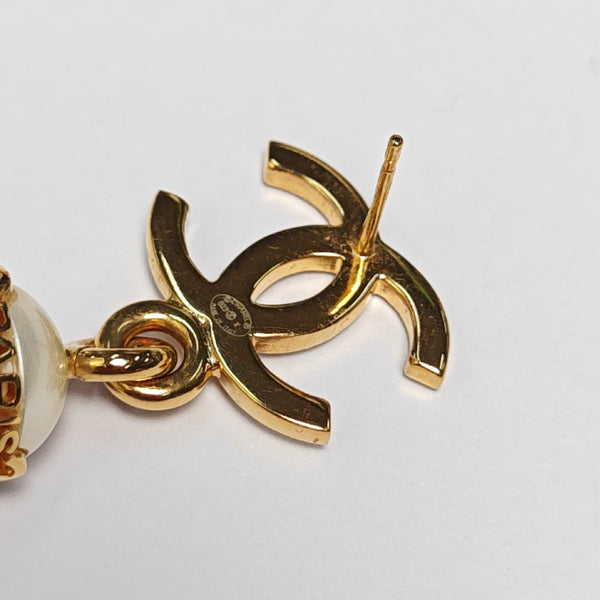 Metal Gold Earrings