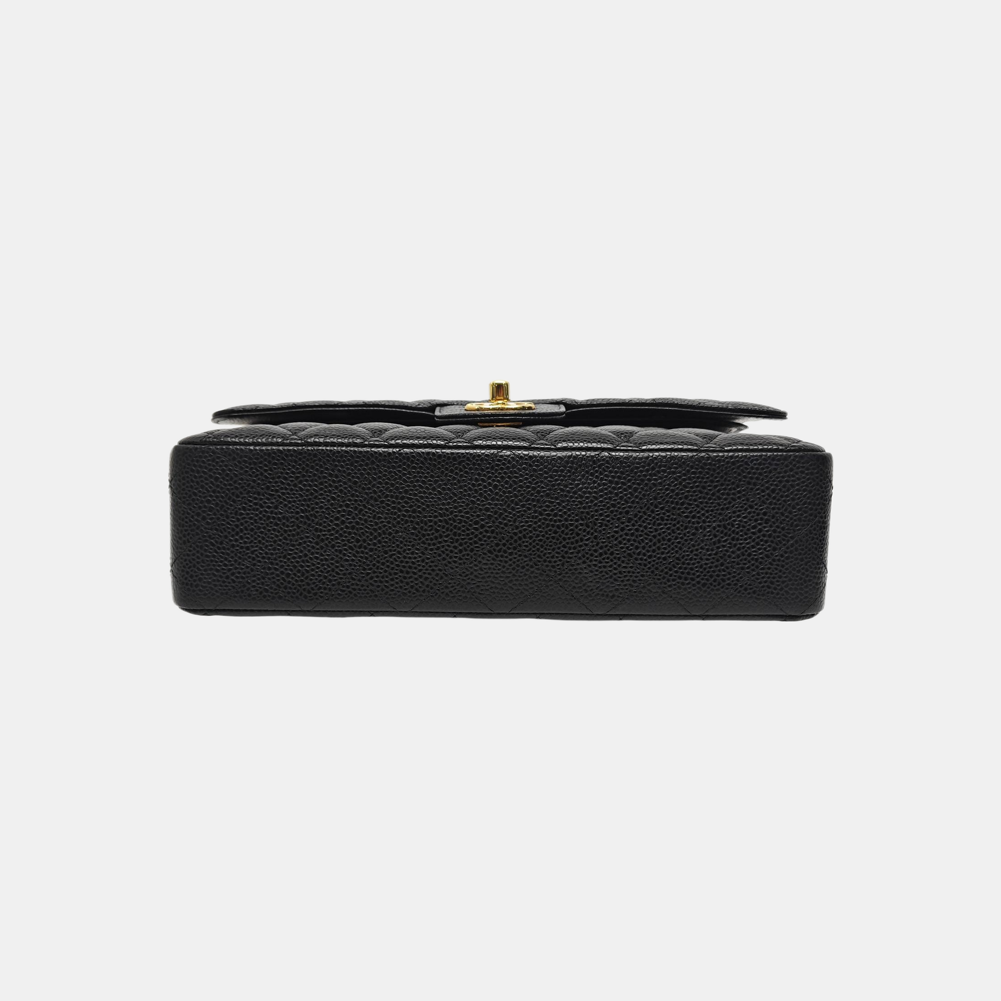 CLASSIC FLAP Medium Quilted Grained Calfskin Black