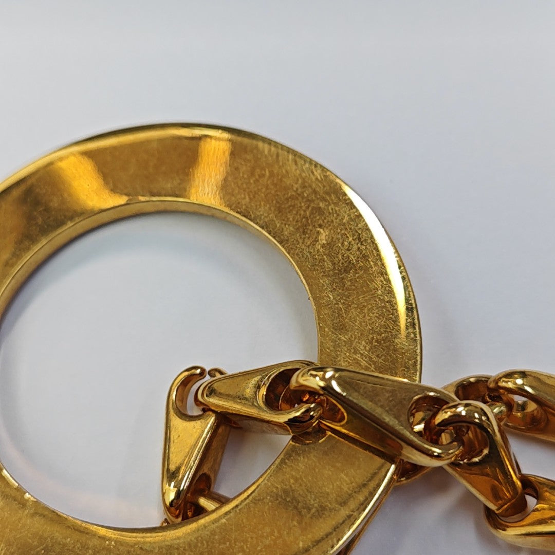 Collar con colgante de disco macizo tono dorado vintage 1990 Collar de metal tono dorado