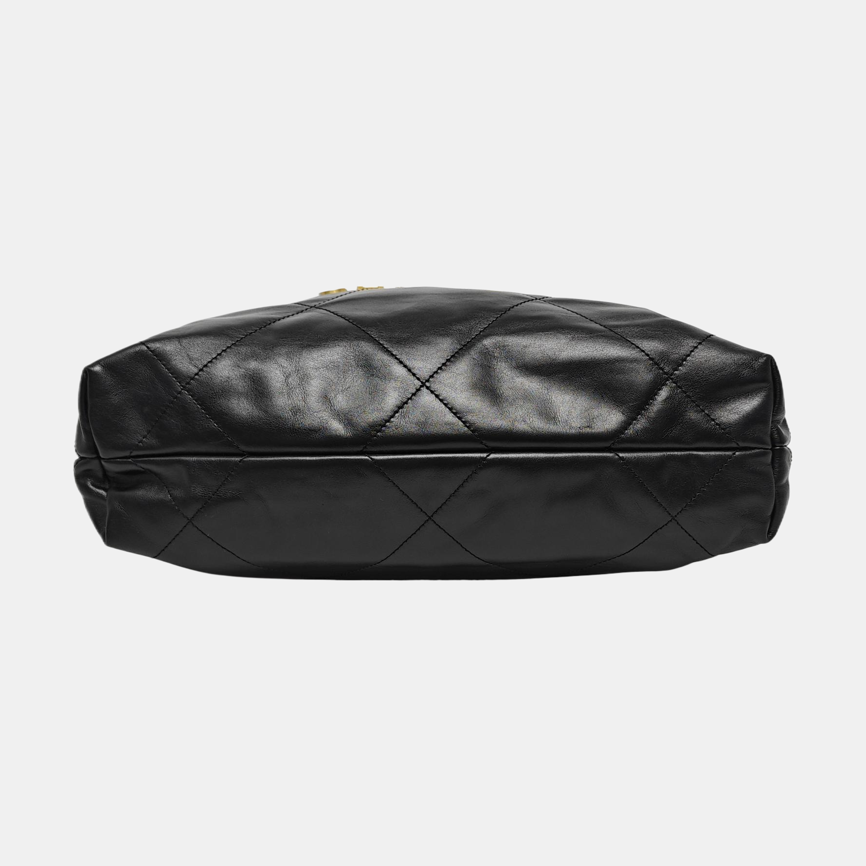 CHANEL 22 Small Quilted Calfskin Black