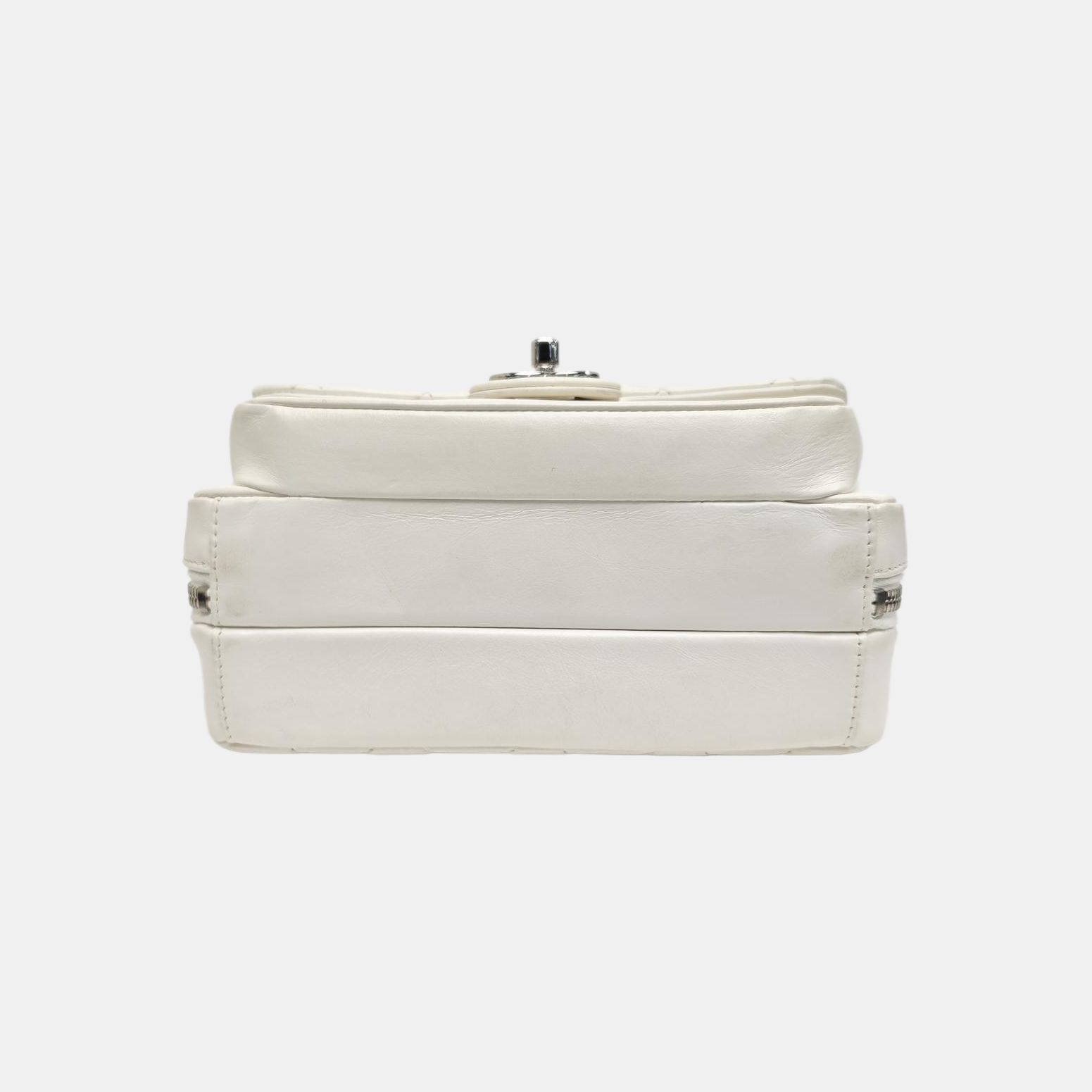 CLASSIC FLAP Mini Quilted Calfskin White