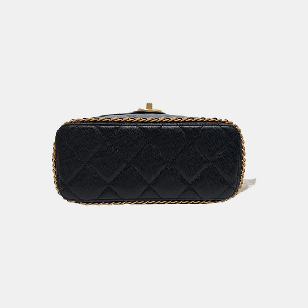 Quilted Grained Calfskin Black