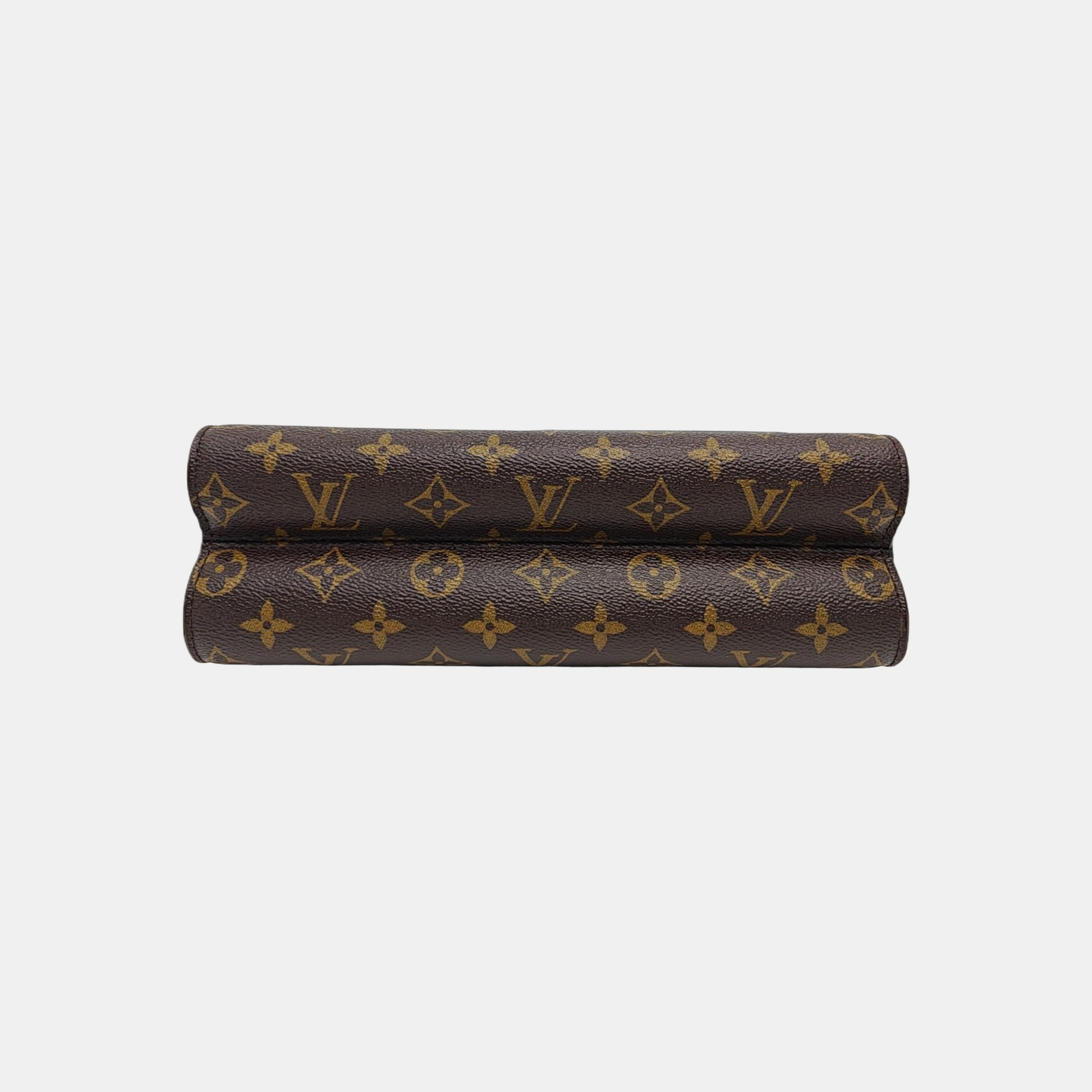 VICTOIRE Monogram Coated Canvas Brown