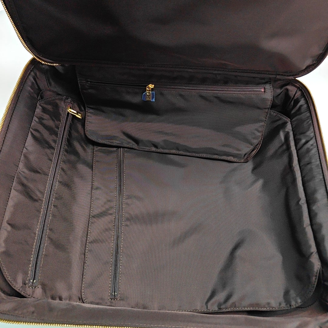 Authenticated pre-owned  PEGASE 45 Patent Leather Burgundy - Luggage at Looply
