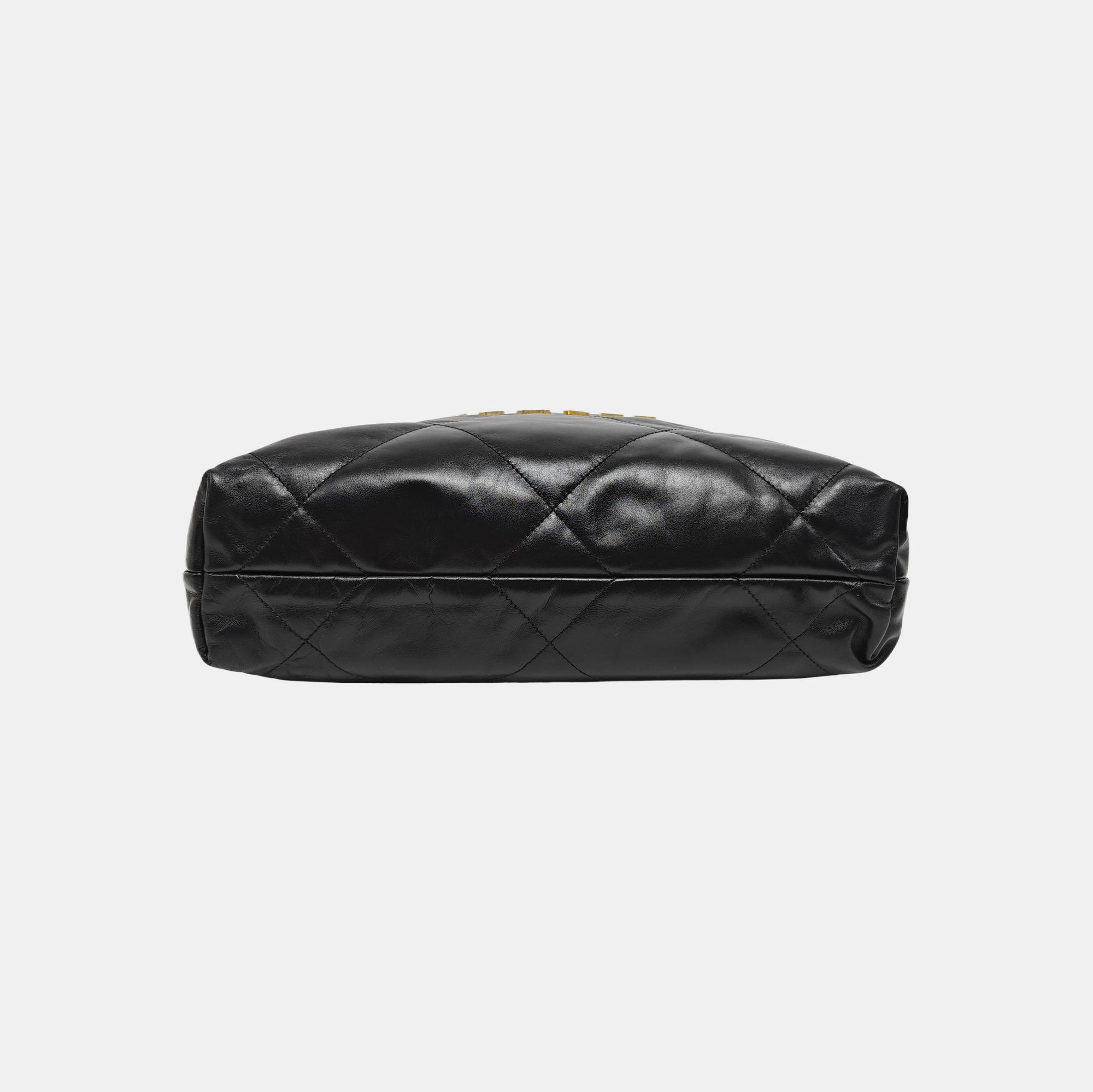 CHANEL 22 Small Quilted Calfskin Black