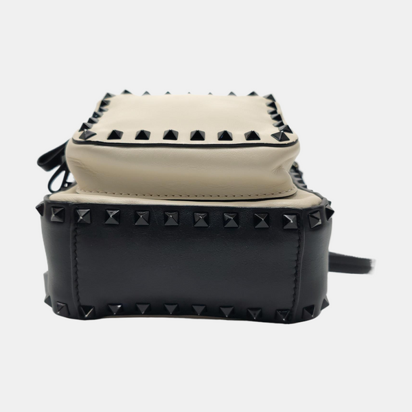 Rockstud Calfskin Beige