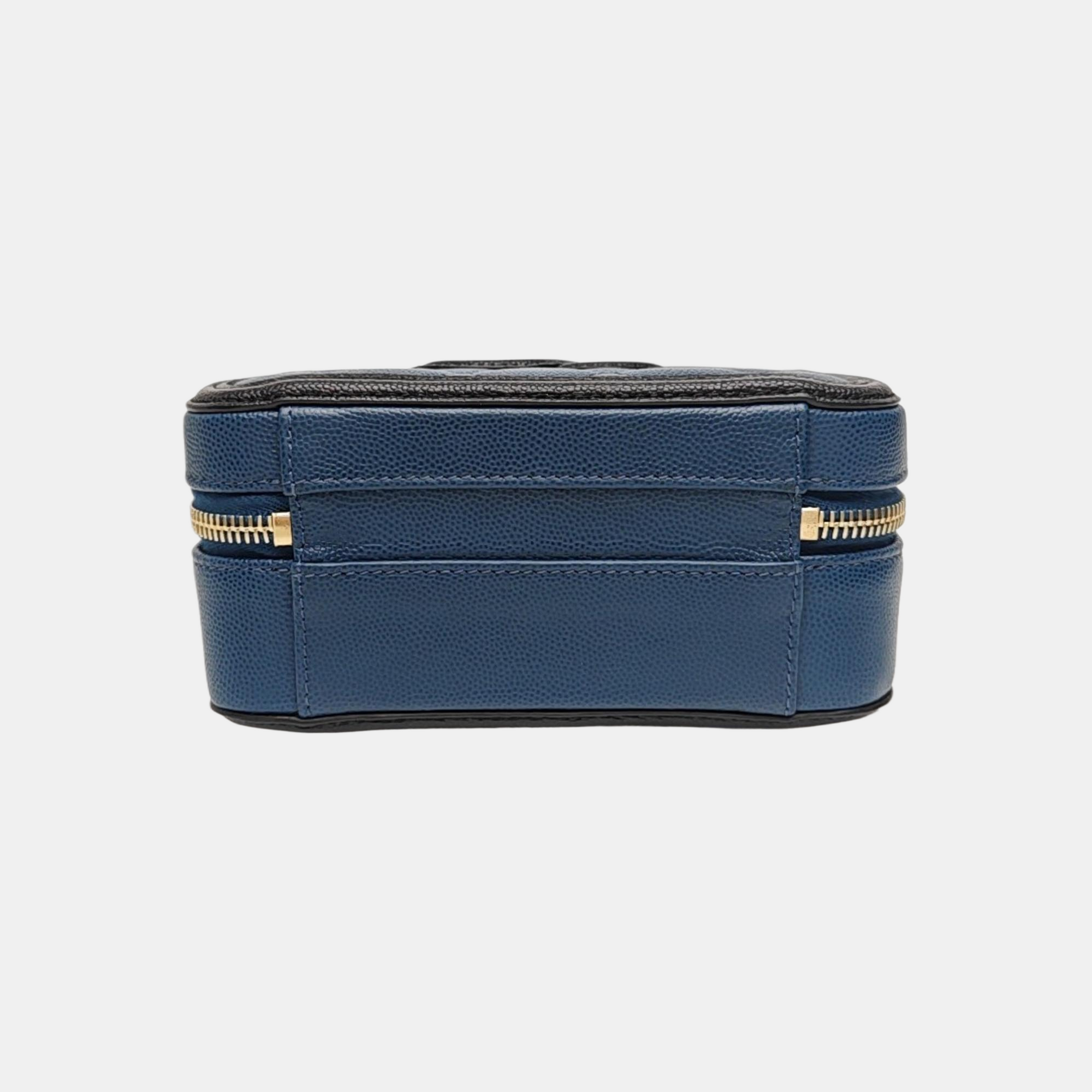 FILIGREE Small Quilted Grained Calfskin Blue