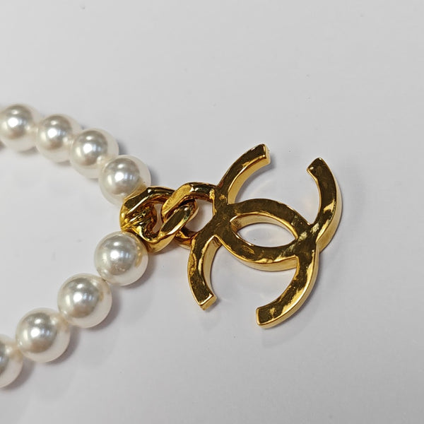 Metal White Necklace
