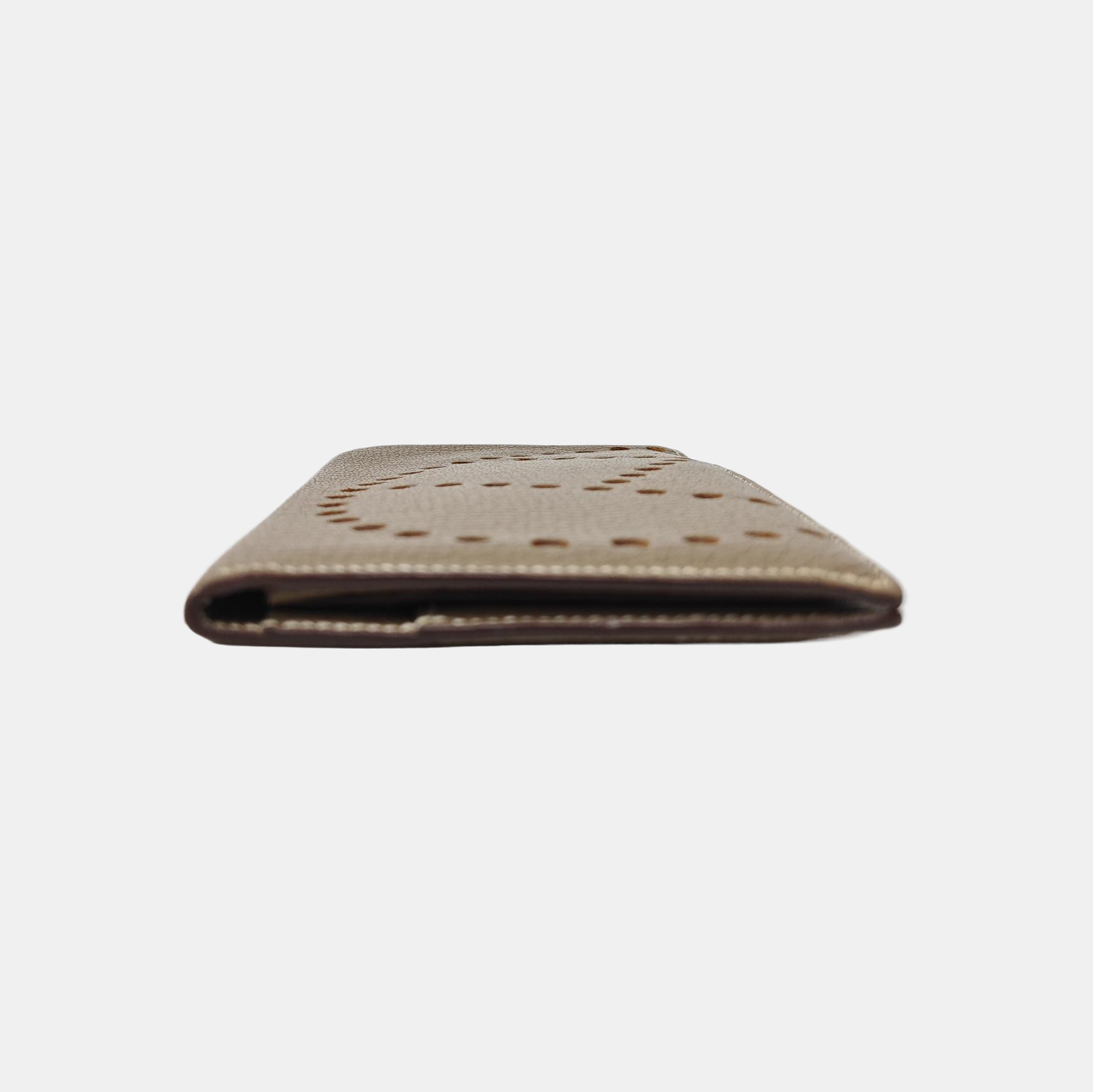 Evelyne Chèvre Mysore Gray Wallet