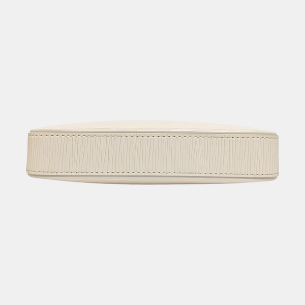 EASY POUCH ON STRAP Epi Beige